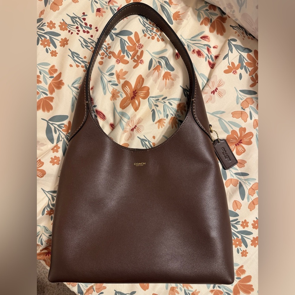 Coach Brooklyn Shoulder Bag 28 Maple